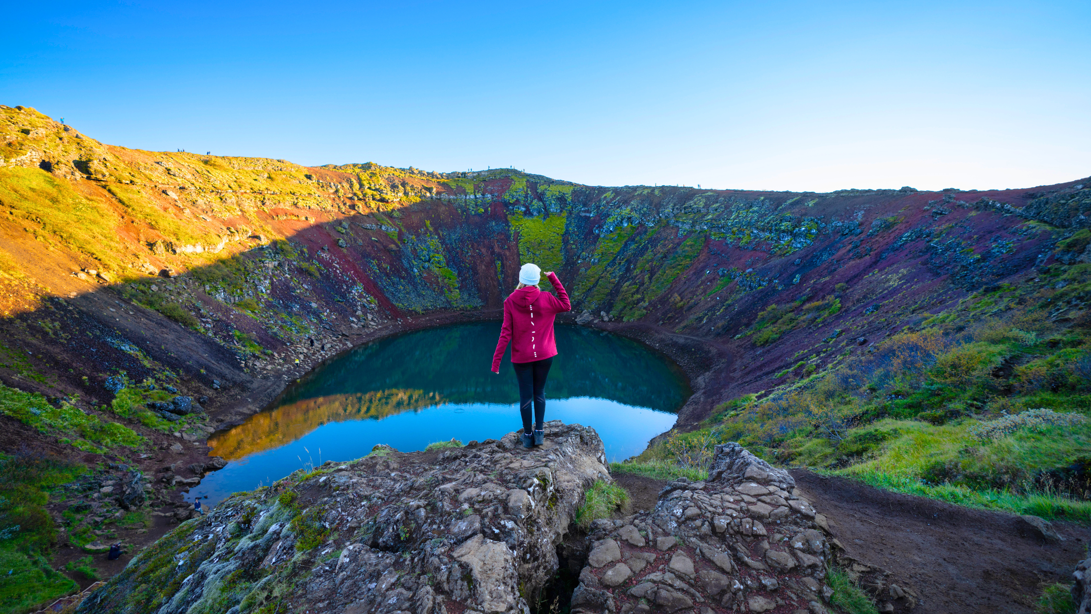 Enchanted Icelandic Escapades: 8 Fall Getaways